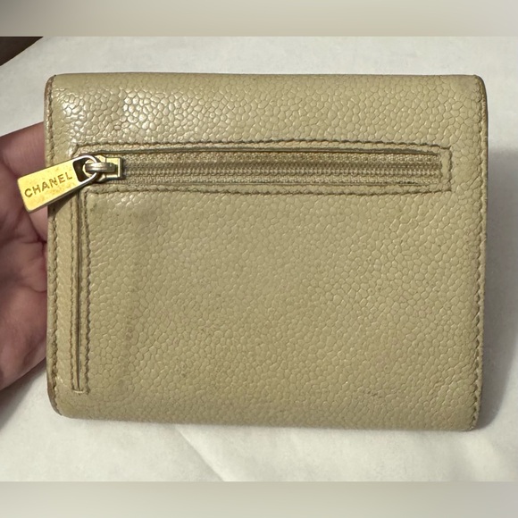 AUTHENTIC CHANEL Neutral Caviar Leather Interlocking C CC Vintage Logo Wallet - Picture 5 of 16